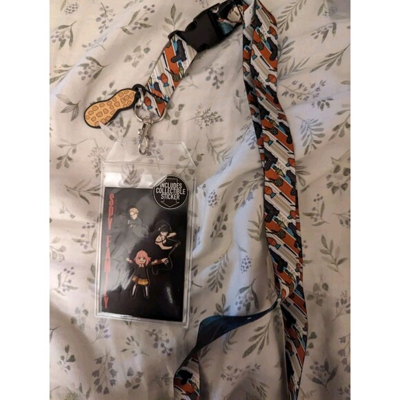 Spy x Family Lanyard and Anya Rubber Keychain Bundle Lot - Picture 1 of 7